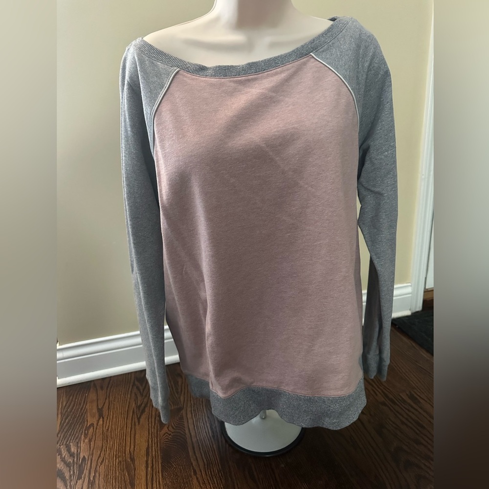 Lululemon Casual Pink and Gray Raglan Sweatshirt size 10